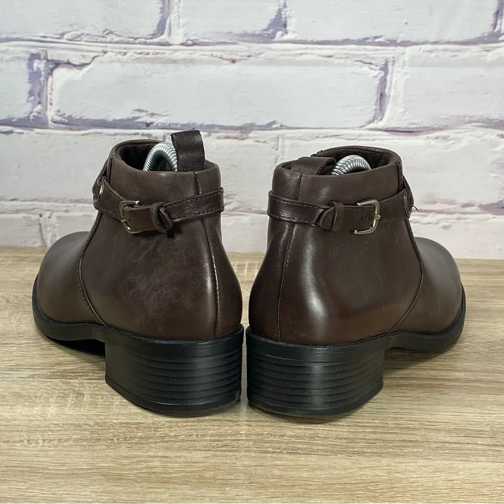 Clarks Lea Kittredge Brown Leather Buckle Ankle Boots - Picture 4 of 8